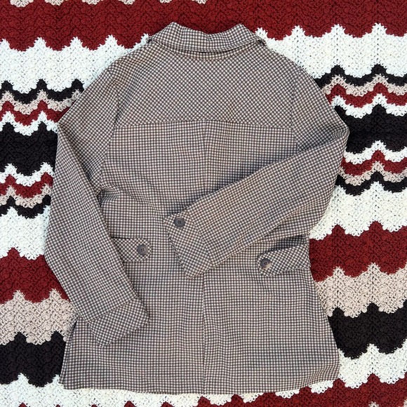 Vintage 1970s Campus Casuals Button Up Shirt - Picture 6 of 7